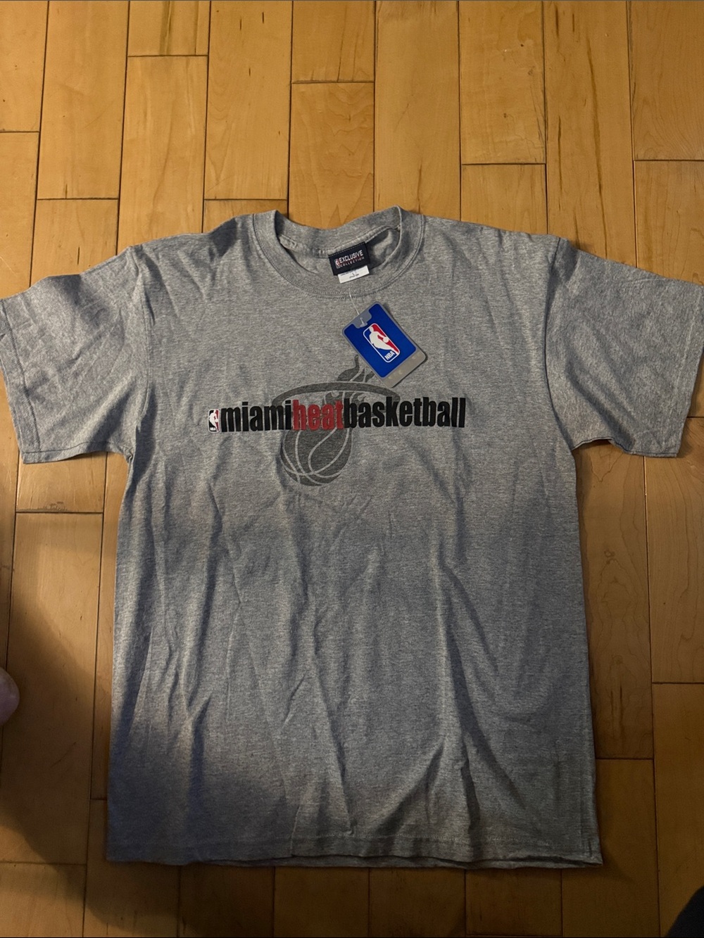 Miami Heat Short Sleeve Graphic Tee - Gray